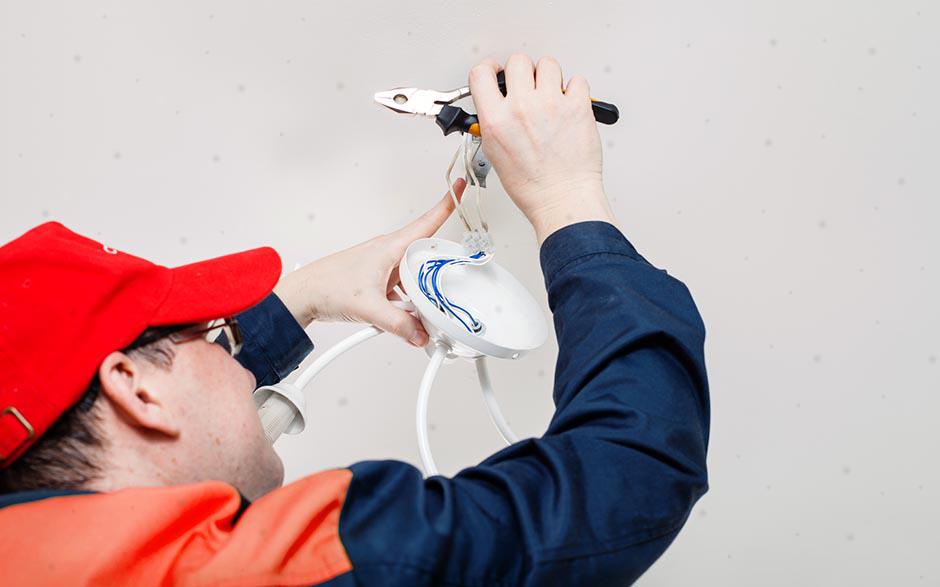 recherche travail électricien bâtiment Créteil