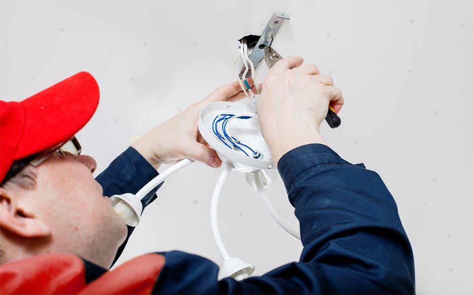 recherche travail électricien bâtiment Créteil
